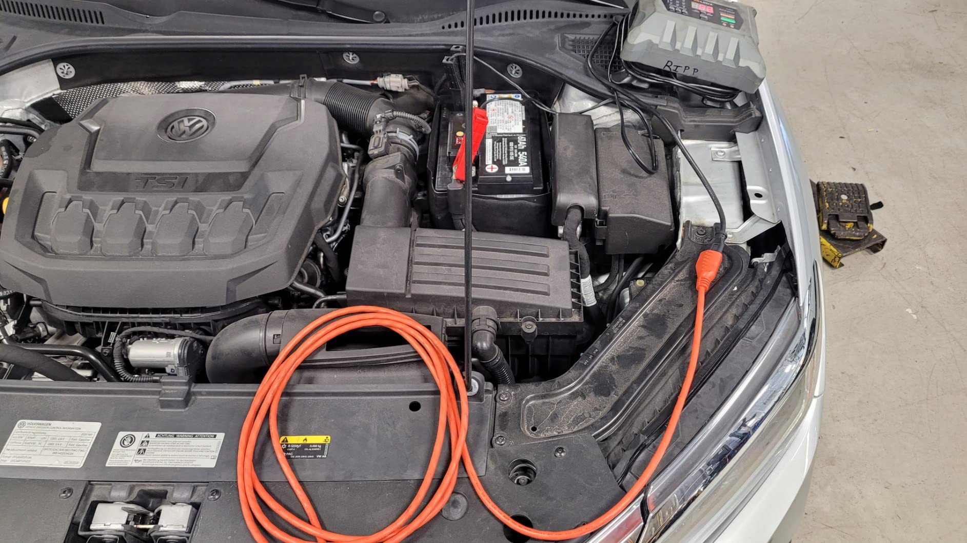 Clore Automotive PL2320 20-Amp Fully-Automatic Smart Charger, 6V and 12V Battery Charger, Battery Maintainer, and Stable Power Supply customer photo 2