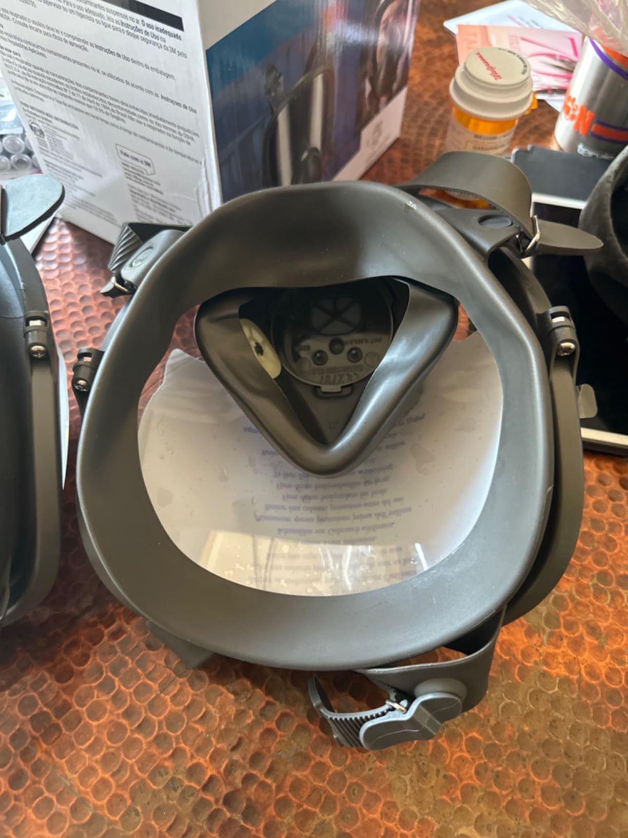 3M Full Facepiece Reusable Respirator 6900, NIOSH, Large | Large Lens, ANSI High Impact Eye Protection, Silicone Face Seal, Four-Point Harness, Comfortable Fit, Painting customer photo 2