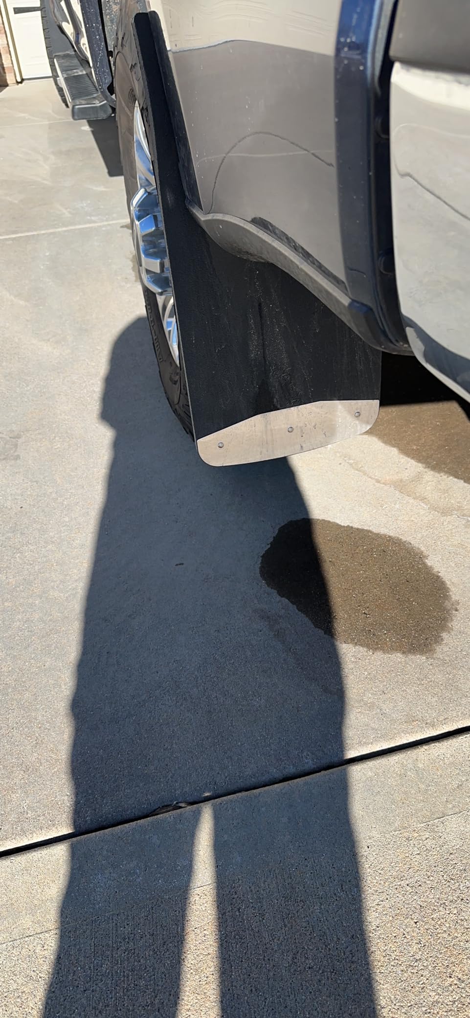 LUVERNE 251223 Universal Front or Rear 12-Inch x 23-Inch Textured Rubber Mud Guards with Stainless Steel Plates, 2 Flaps customer photo 2