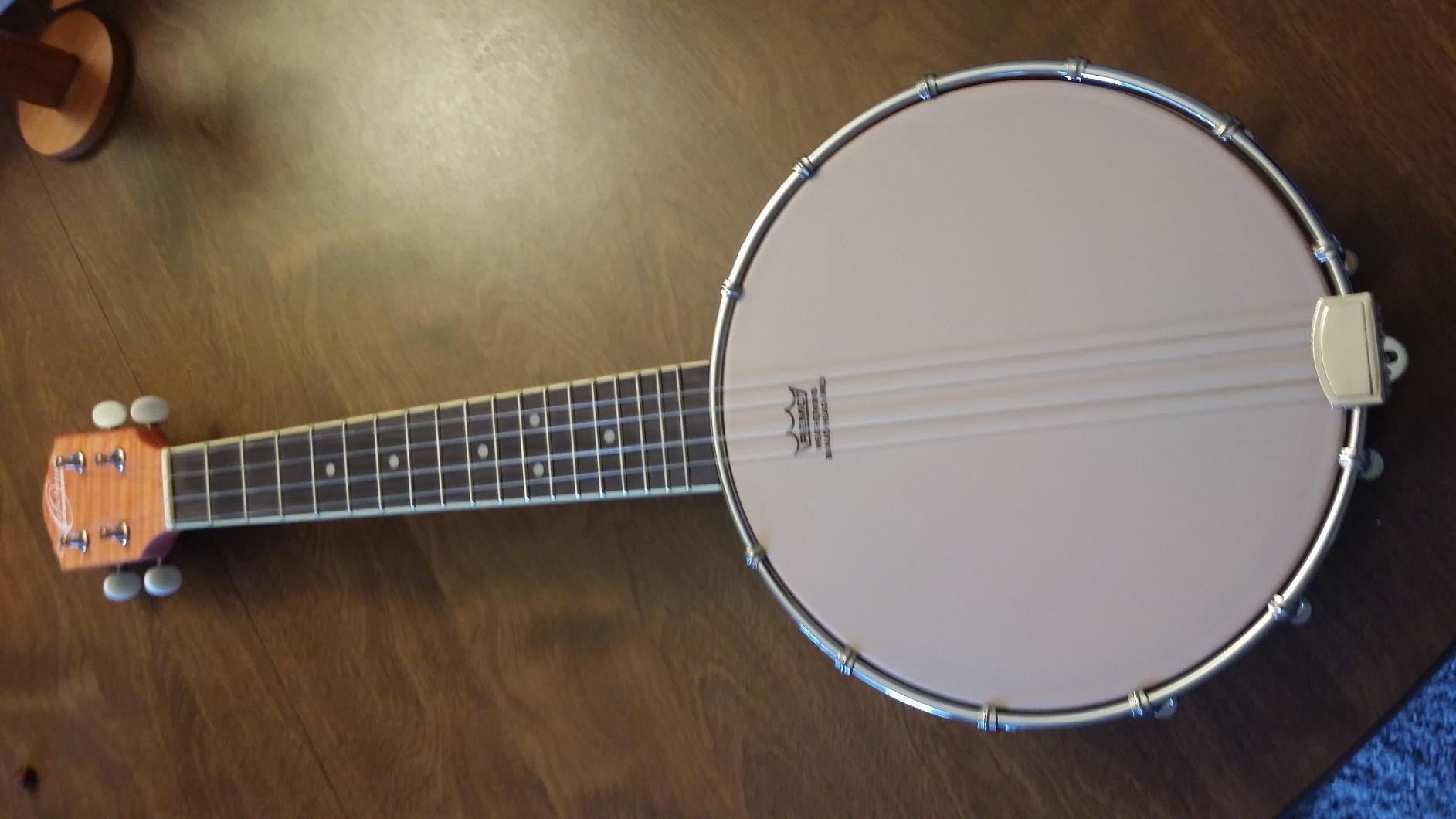 Oscar Schmidt OUB1 Ukulele - Satin customer photo 1