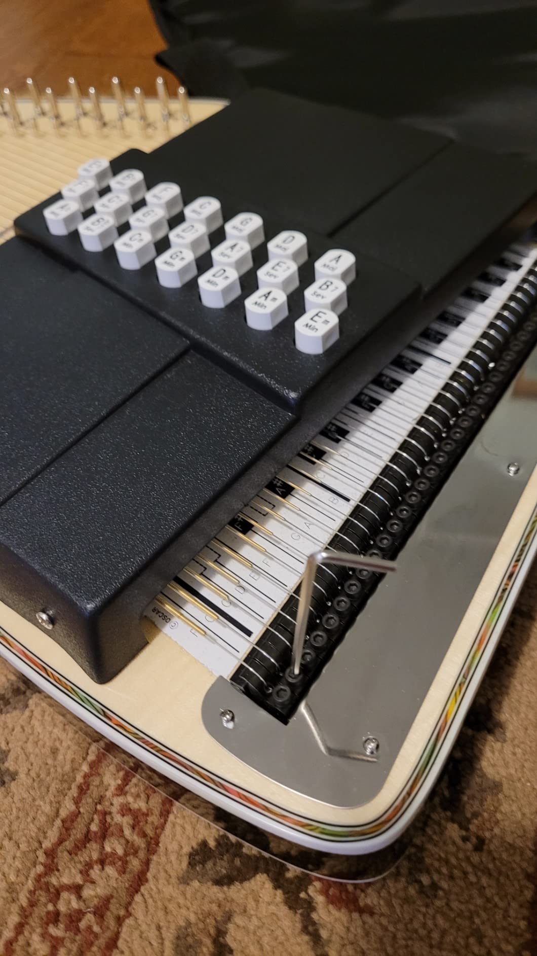 OS11021FNE 21 Chord Acoustic Electric Auto Harp. Flame Maple | Passive electronic pickup; FT600 fine tuning system; Rock maple pin block customer photo 2