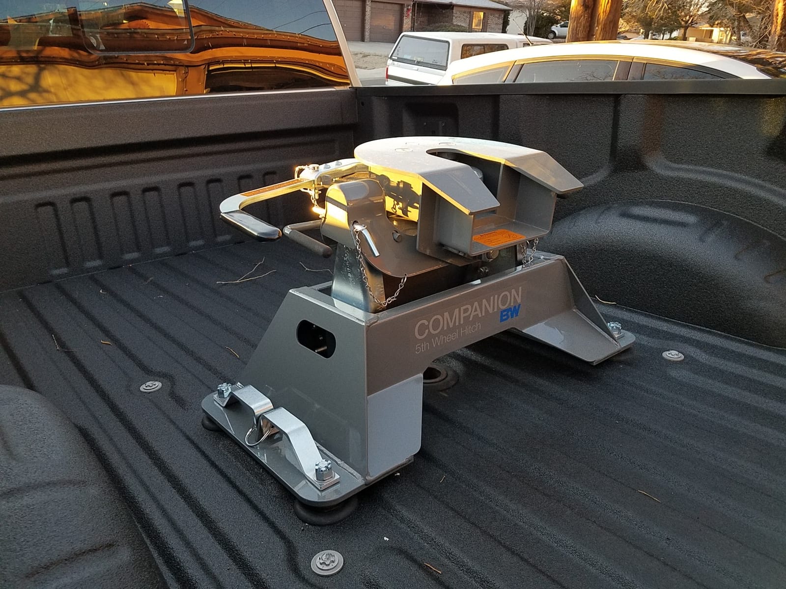 B&W Trailer Hitches 20K Companion OEM Fifth Wheel Hitch - Compatible with Ford OEM Puck System - RVK3300 customer photo 2