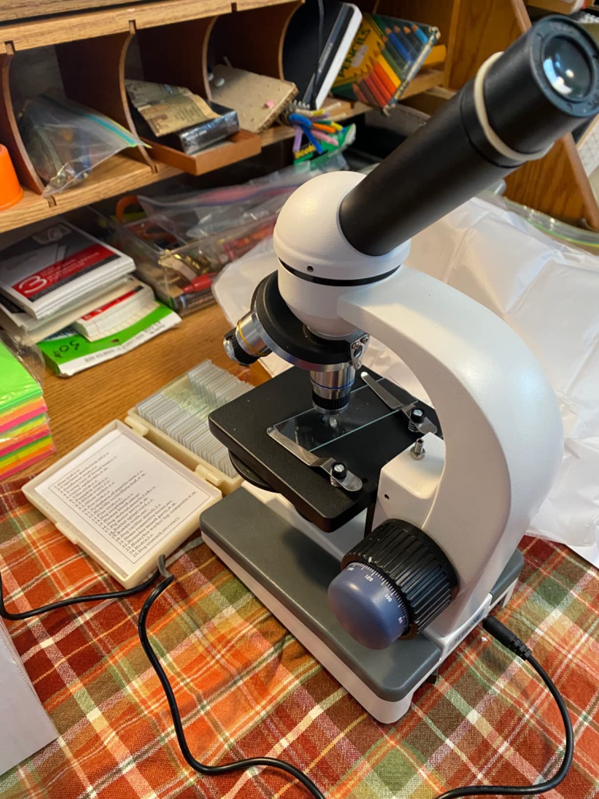 AmScope M150C-PS25 Series Portable Monocular Compound Microscope - 1000X | 40X-1000X Magnification Range Compound Biological Microscope LED Ring Light customer photo 1