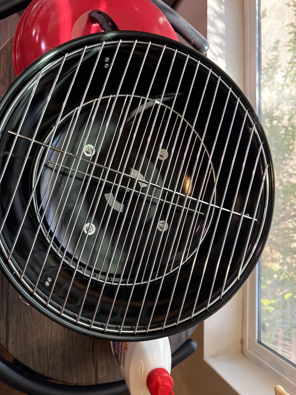 Cuisinart Charcoal Grill, Portable Tabletop Design, Locking Lid, 14-inch customer photo 1