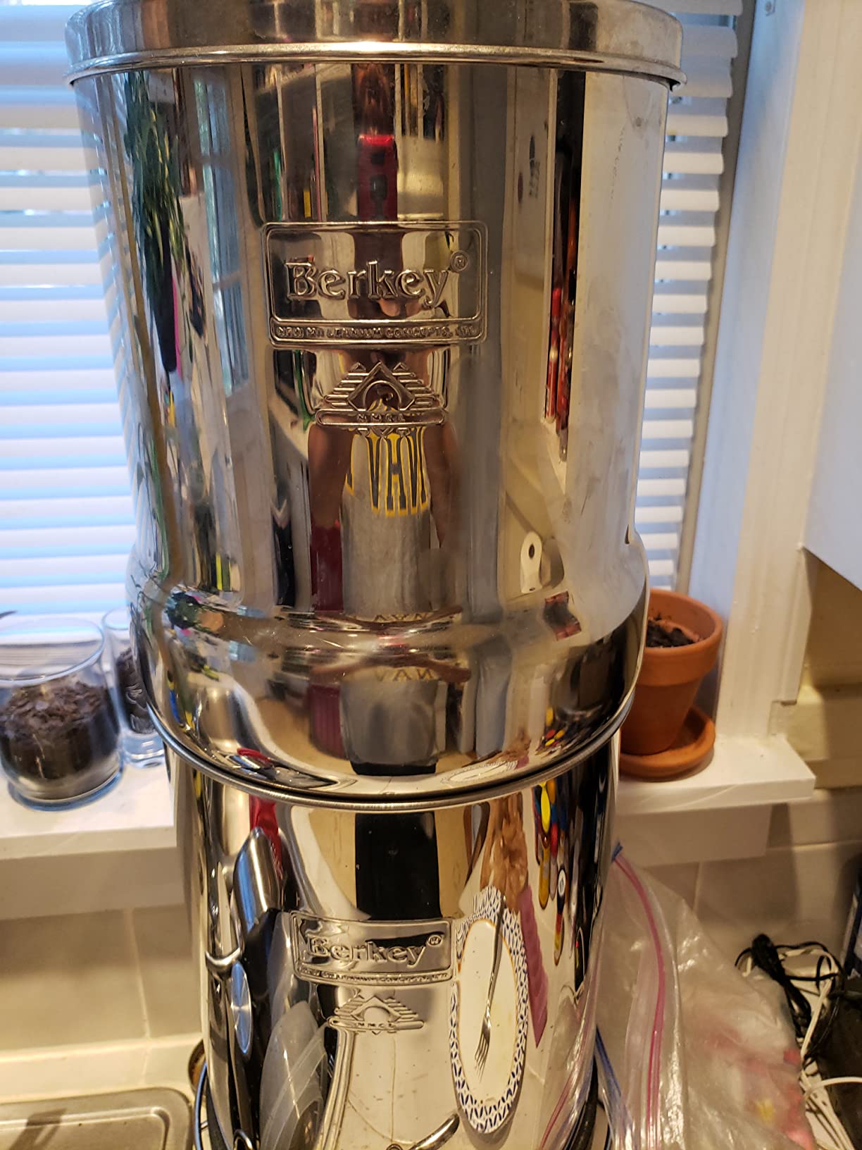 Royal Berkey 3.25 Gal Gravity Water Filter System with BB9-2 Filters | Includes 2 Black Berkey Elements, Easy-to-Assemble Stainless Steel Countertop Water Filtration System for Everyday Use customer photo 1