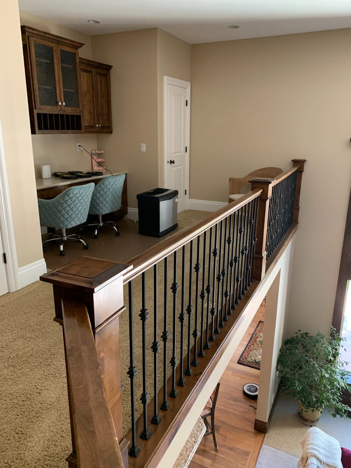 AIRCARE Valiant Digital Whole-House Console-Style Evaporative Humidifier (Honey Oak) customer photo 1
