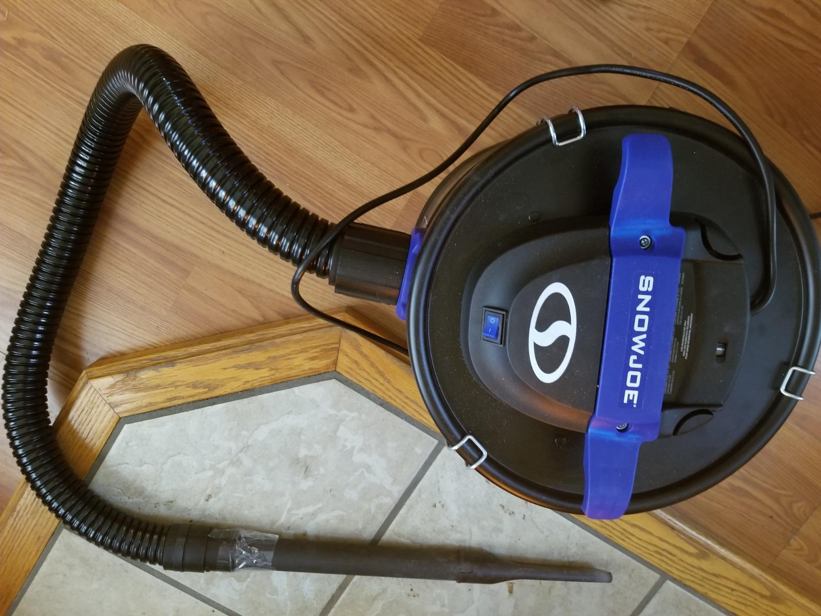 Snow Joe ASHJ201 4.8-Gallon 4-Amp Ash Vacuum with Metal Storage Tank customer photo 2