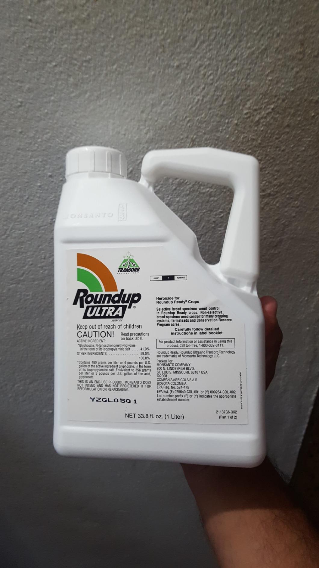Roundup 190314 Backpack Sprayer for Fertilizers, Herbicides, Weed Killers & Insecticides, 4 Gallon customer photo 2