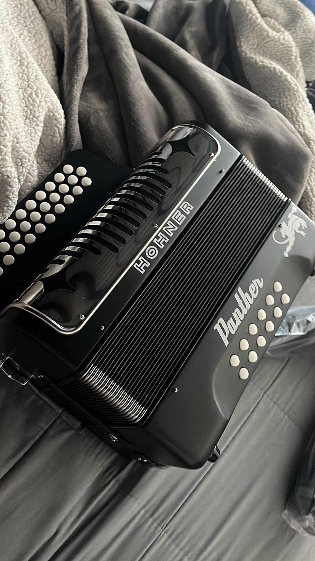 Hohner Accordions Panther 3-Row Diatonic Accordion (Black) customer photo 2