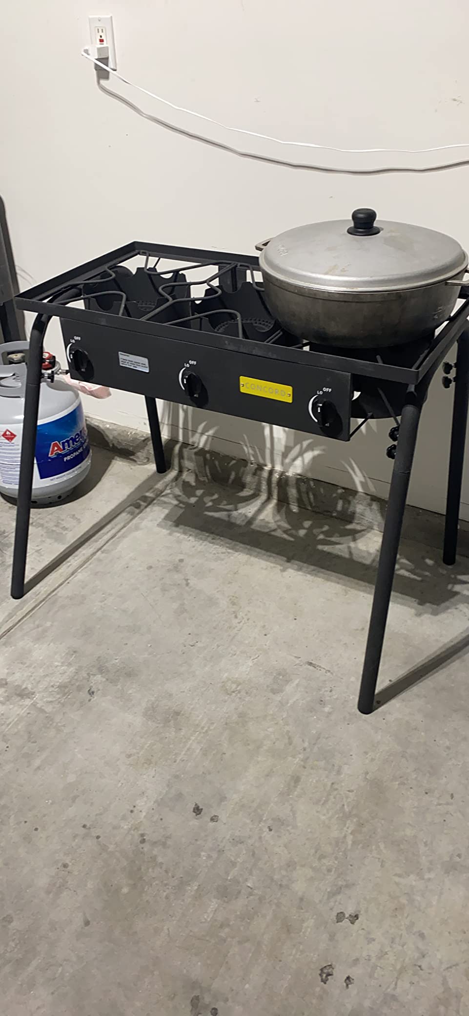 Concord Triple Burner Outdoor Propane Stove Cooker w/Regulator, 3 Burner Stove Brewing Supply customer photo 1