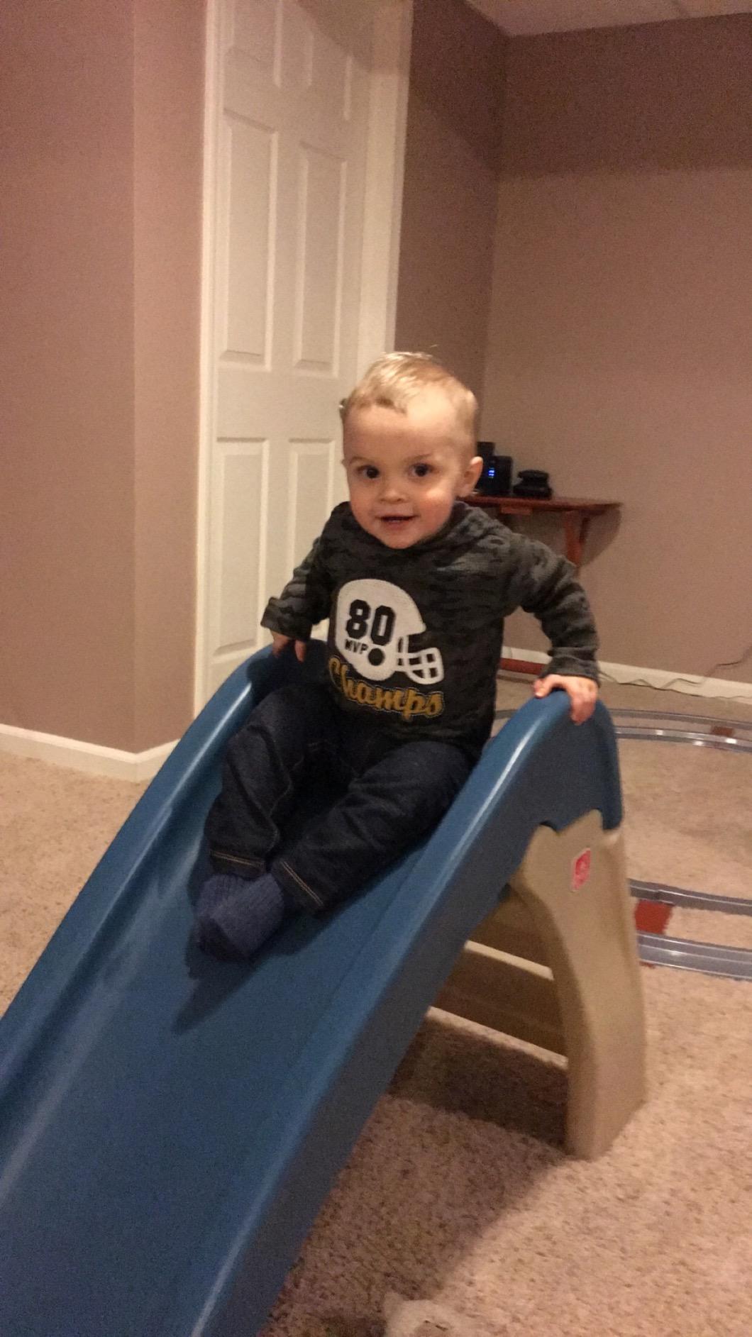 Step2 Play & Fold Junior Slide, Kids Indoor/Outdoor Play Slide, For Toddlers 1.5-4 Years Old customer photo 1