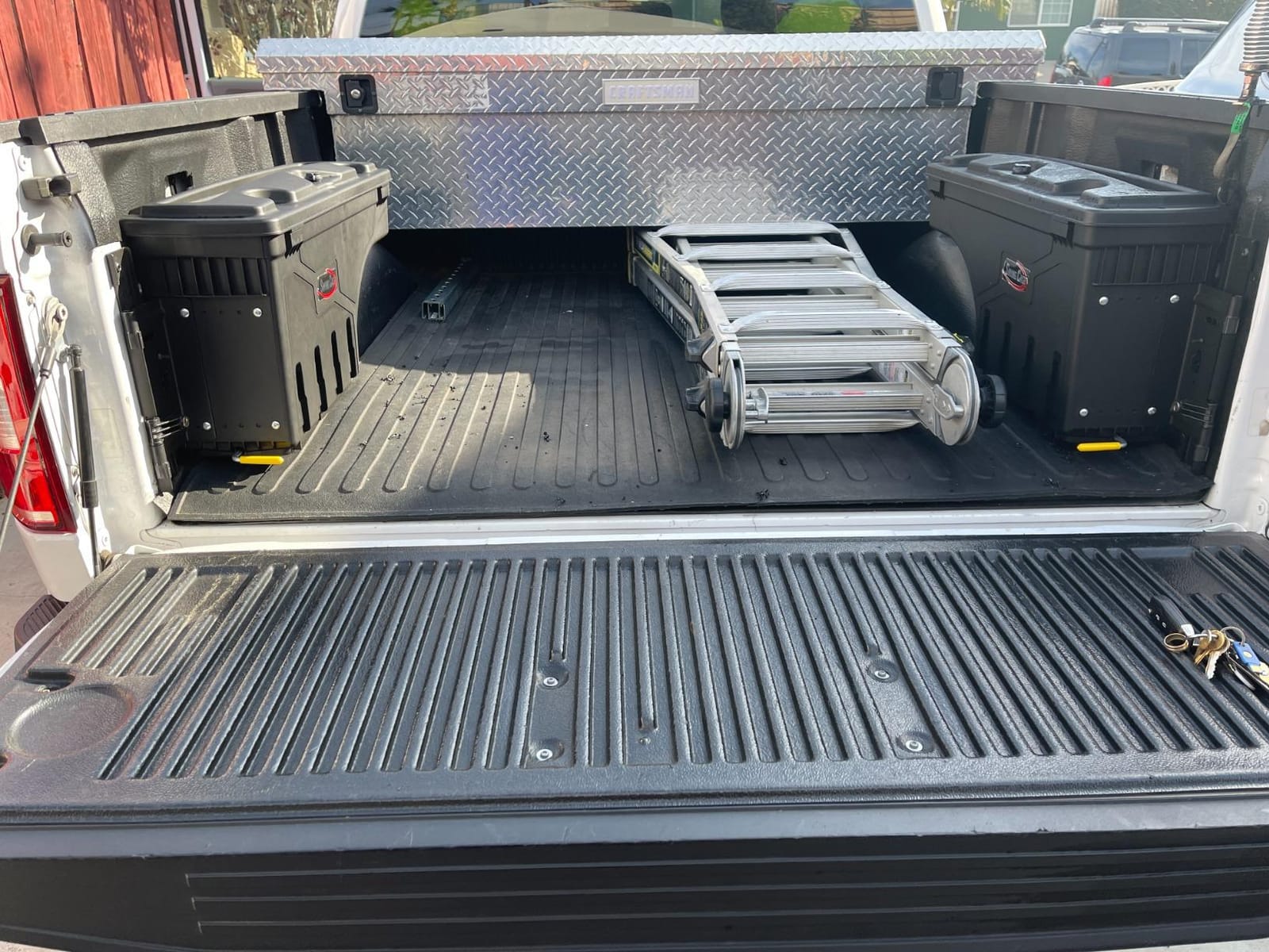 RealTruck UnderCover SwingCase Truck Bed Storage Box | SC203P | Fits 2015 - 2025 Ford F-150 Passenger Side customer photo 2