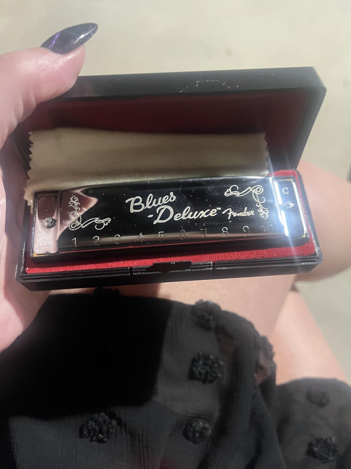 Fender Blues Deluxe Harmonica, Guitar Accessories, Key of C | 10-hole diatonic harmonica, ideal for beginners and blues players, responsive reeds, rich tone, key of C customer photo 2