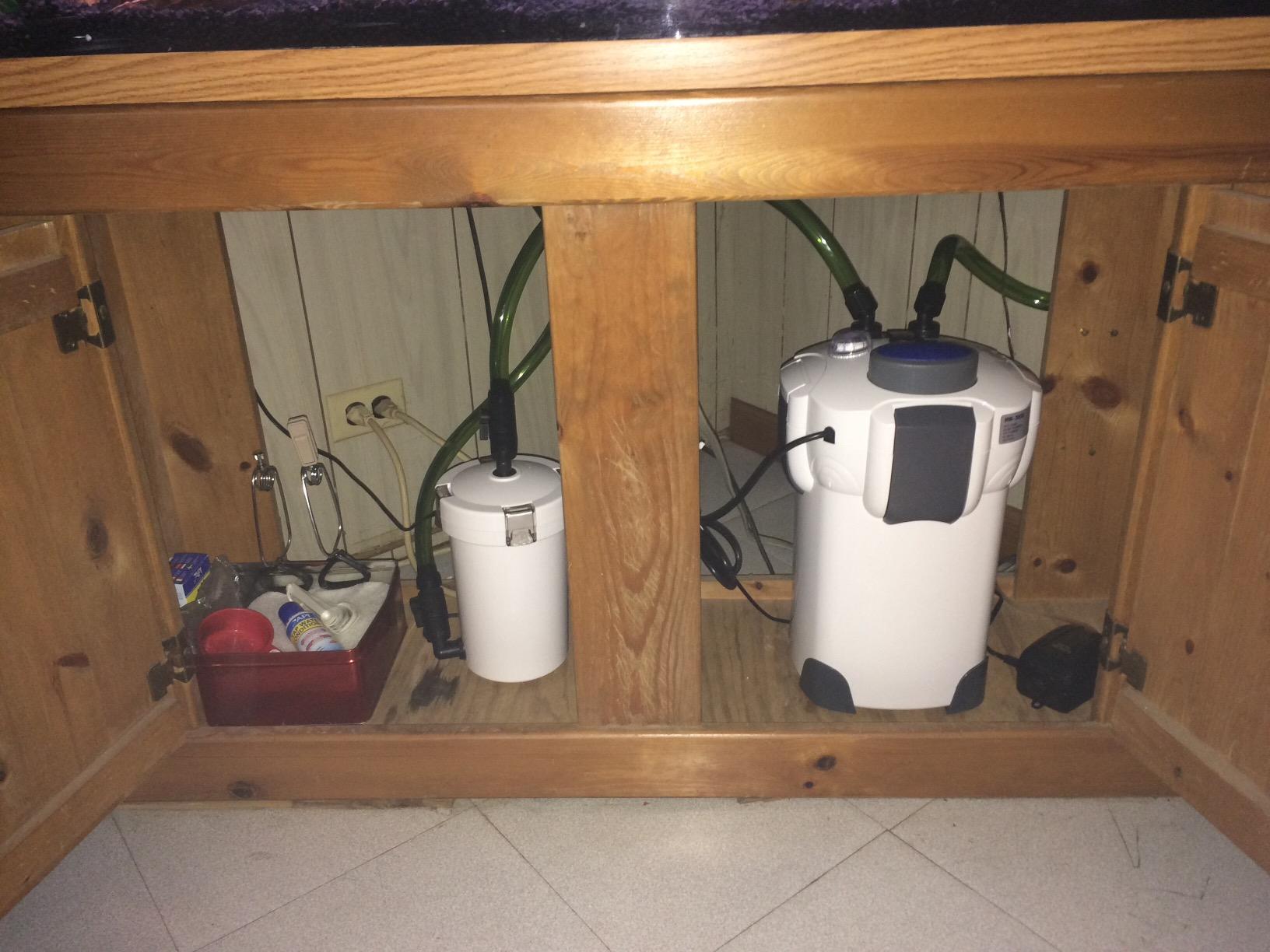 SunSun Hw303B 370GPH Pro Canister Filter Kit with 9-watt UV Sterilizer customer photo 1