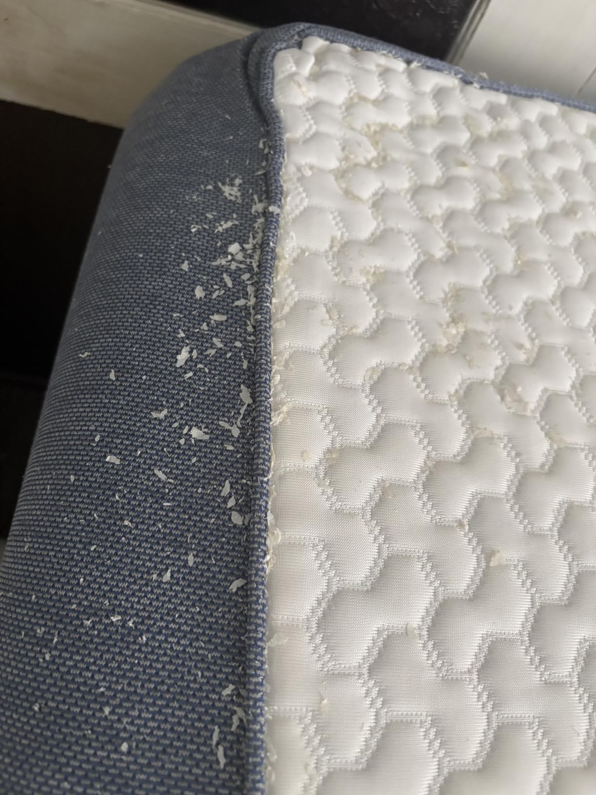 SafeRest Waterproof Mattress Protector Queen Size - Fitted Style, Noiseless, Hypoallergenic customer photo 2