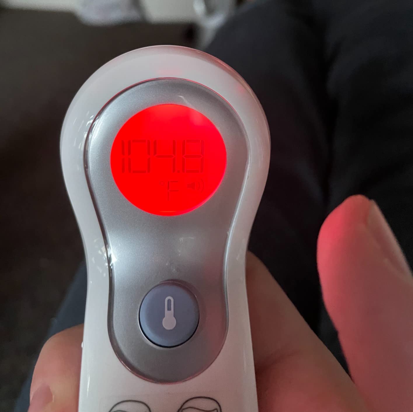 Braun Digital No-Touch Forehead Thermometer (BNT100) - Touchless for Adults, Babies, Toddlers & Kids, Color-Coded Fever Guidance customer photo 1