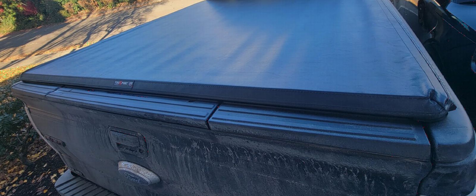 RealTruck TruXedo TruXport Soft Roll Up Truck Bed Tonneau Cover | 297701 | Fits 2015-2026 Ford F-150 5' 7