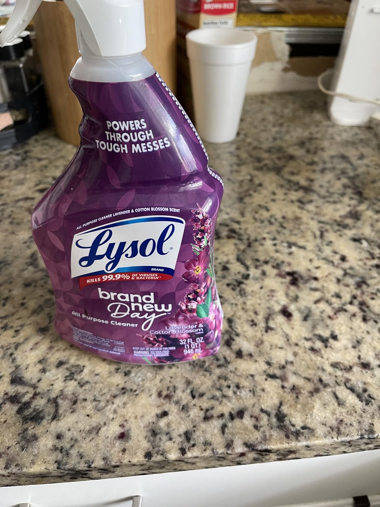 Lysol All Purpose Cleaner Spray, Disinfectant, Lemon, 32oz | Multipurpose Cleaner, Sanitizer & Disinfectant Spray, Degreaser, Multi-Surface Kitchen & Bathroom Cleaner, Cleaning Supplies customer photo 1