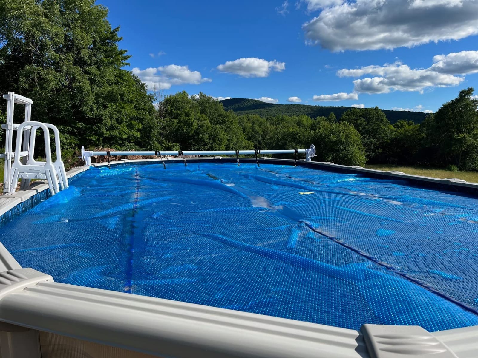Sun2Solar Solar Cover White Reel System for Round or Oval Above-Ground Swimming Pools | Fits Pools up to 21-Feet Wide Without Decking | Easy One-Person Operation customer photo 1