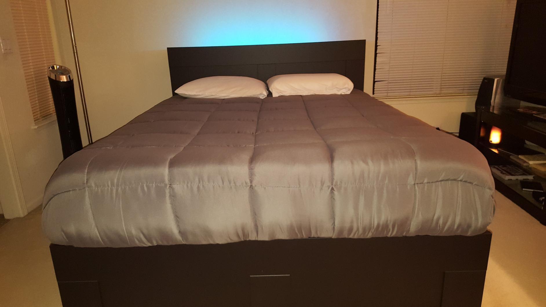 Linenspa White Down Alternative Comforter and Duvet Insert, for Queen Size Bed - All-Season Comforter with Box Stitch and 8 Duvet Loops - Bedding for Kids, Teens, and Adults customer photo 2