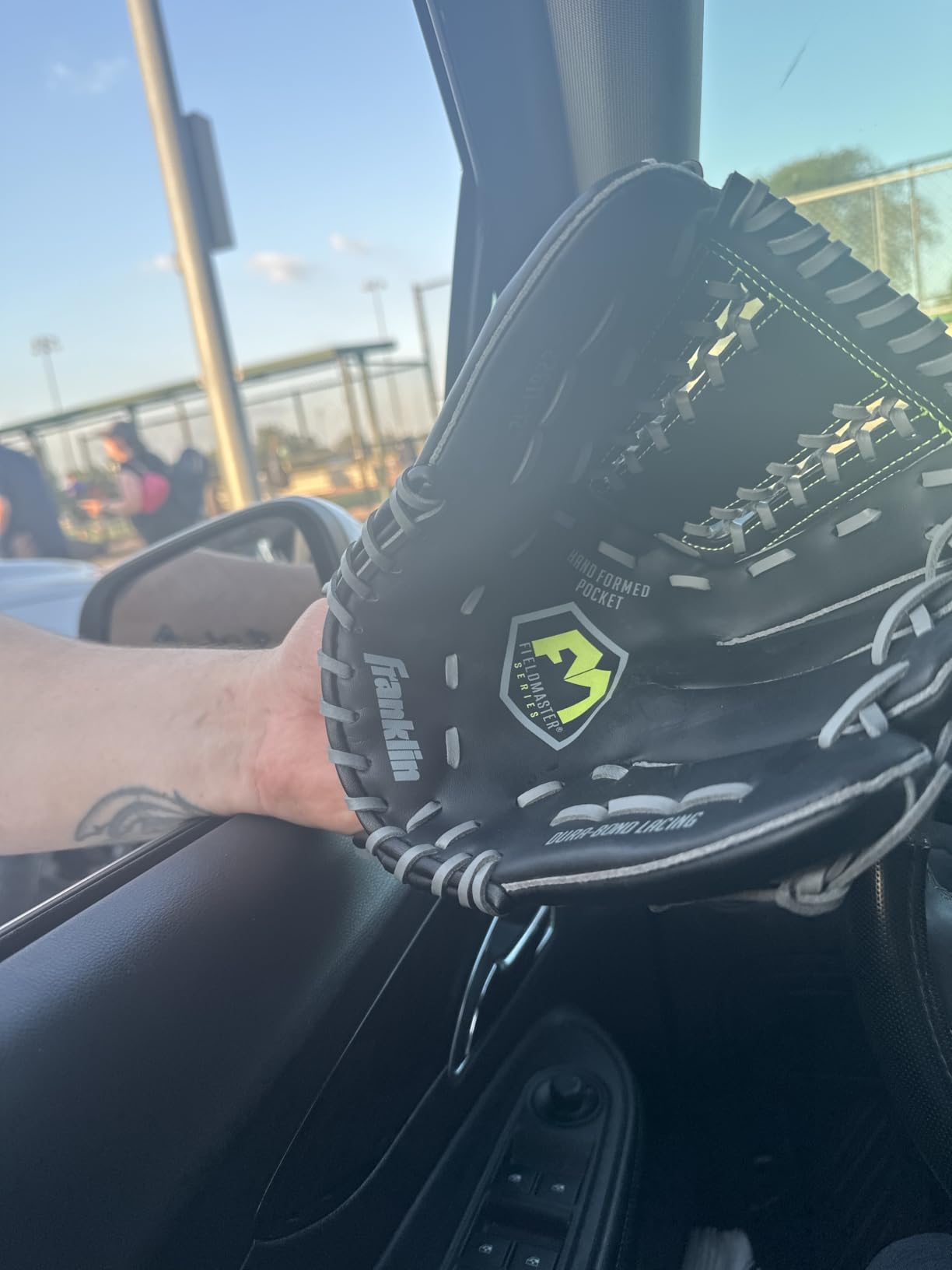 Franklin Sports Field Master Baseball + Softball Glove - Field Master Adult + Youth Baseball + Softball Mitt - Men's + Women's Gloves customer photo 1