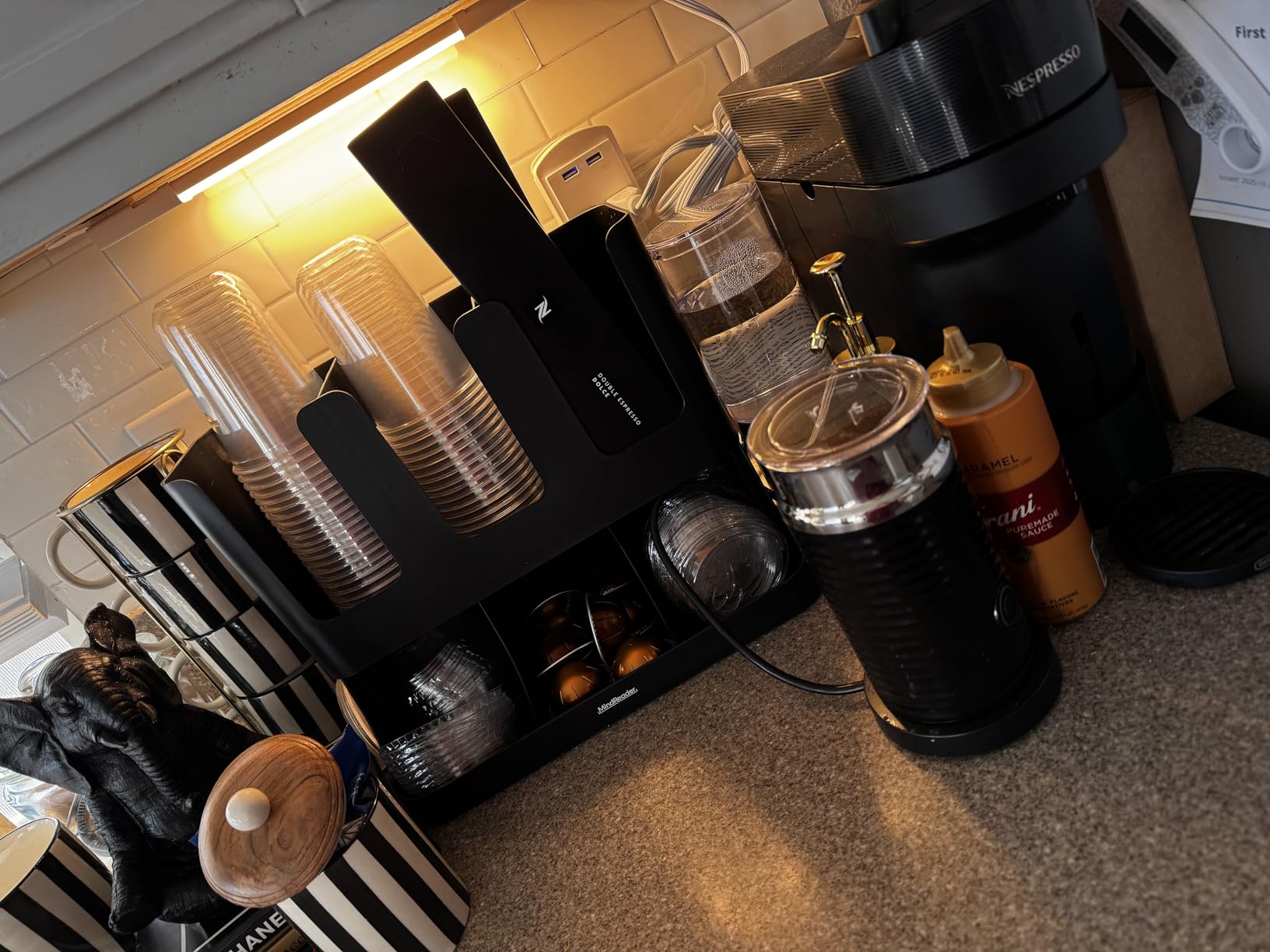 Mind Reader Condiment Station, 13 Inch Countertop Coffee Bar Organizer with 6 Compartments, Storage Caddy for Cups, Lids and Packets, Plastic, Black customer photo 2
