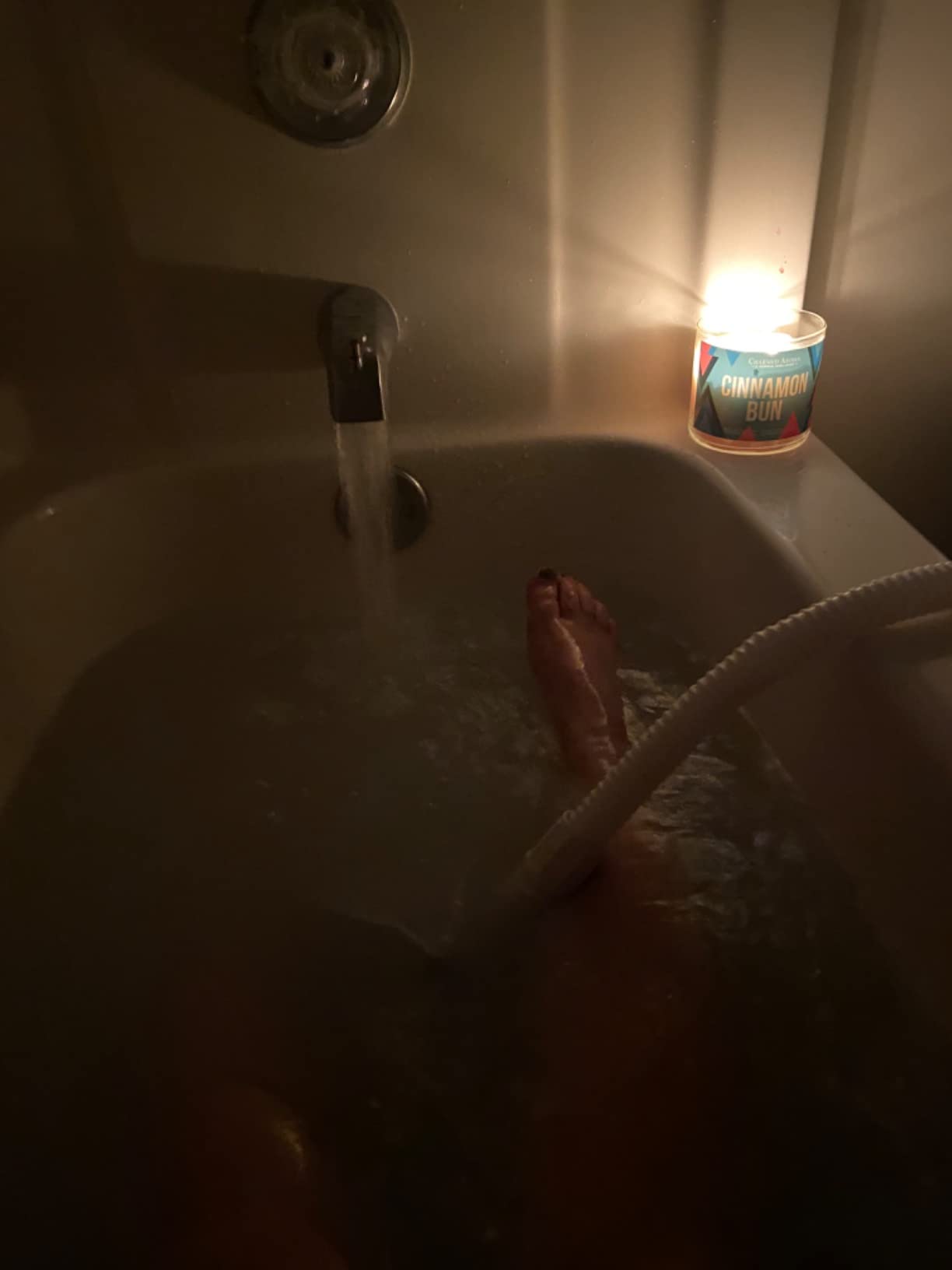 Portable Spa Bubble Bath Massager - Thermal Spa Waterproof Non-slip Mat with Suction Cup Bottom, Motorized Air Pump & Adjustable Bubble Settings - Remote Control Included - Serenelife PHSPAMT22 customer photo 2