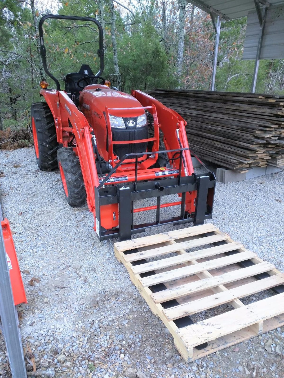 Titan Attachments Standard Series Skid Steer Pallet Fork Frame, 48 in | Quick Tach Connection Fits SSQA Loader Mounts for Fast Swaps. Rated 4,000 lb with a 2-inch Receiver Hitch for Towing customer photo 1