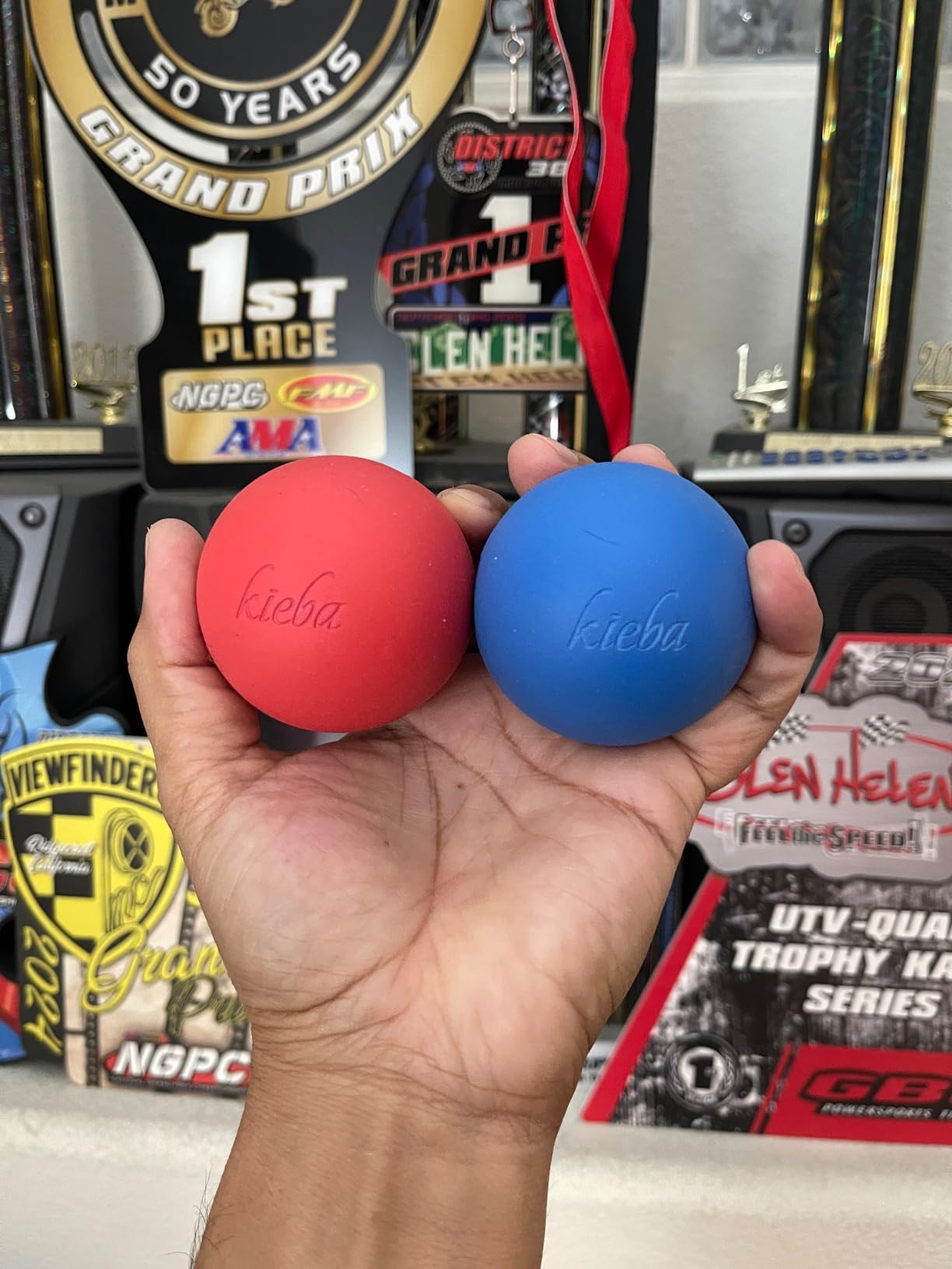 Massage Lacrosse Balls for Myofascial Release, Trigger Point Therapy, Muscle Knots, and Yoga Therapy. Set of 2 Firm Balls (Blue and Red) customer photo 1