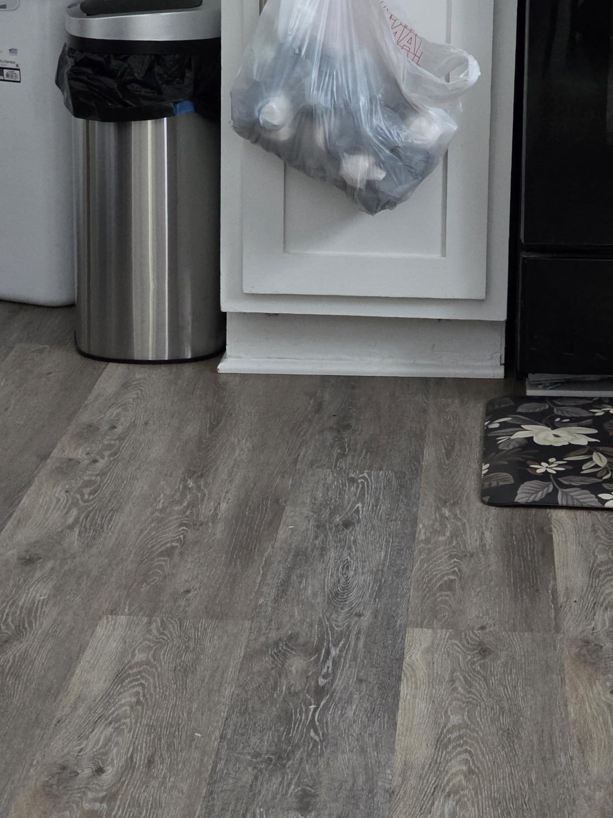 BestOffice 13 Gallon Stainless Steel Trash Can with Lid | Steel customer photo 1