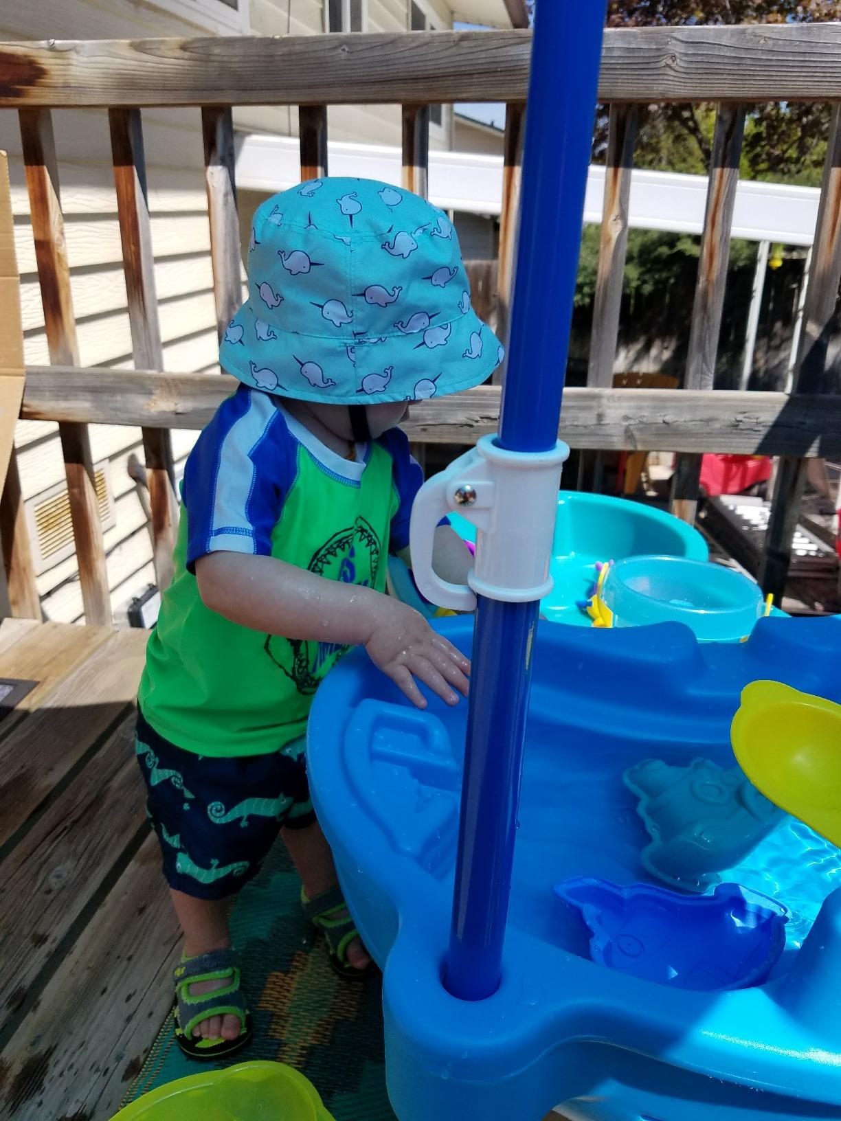 Step 2 Spill & Splash Seaway Water Table for Kids, Two-Tier Outdoor Kids Water Sensory Table with Umbrella, Ages 1.5+ Years Old, 11 Piece Water Toy Accessories customer photo 1