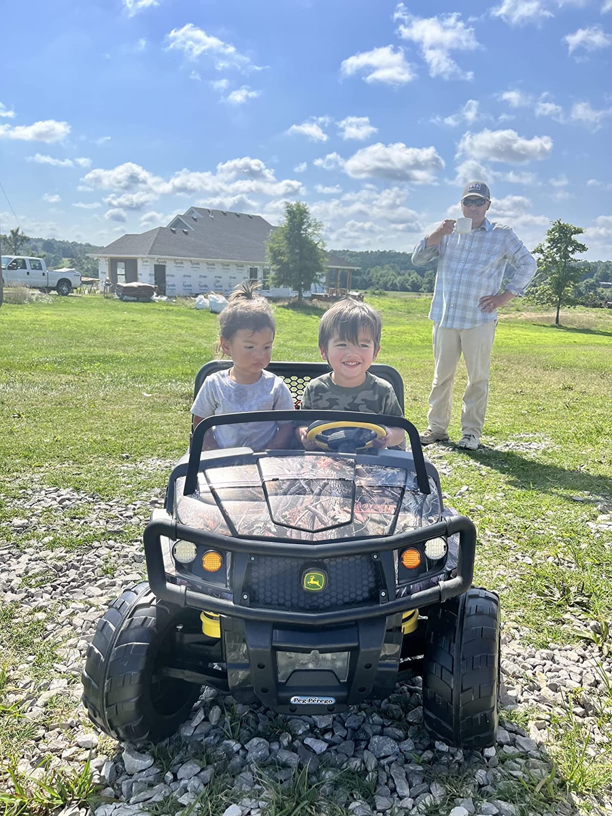 Peg Perego John Deere Gator XUV Realtree Camo Extra-Large 12 Volt Ride-on, Durable Design for Kids 3-8 customer photo 1
