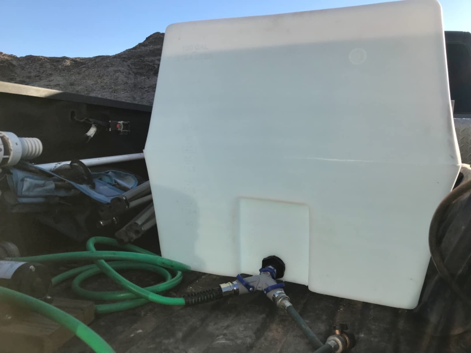 RomoTech 82123909 Horizontal Square Reservoir Water Tank, 30 Gallon, Made In USA, Natural Poly Tank Non-Flammable Liquids, UV-Resistant, Ideal for Agricultural Use, RV Water Storage, White customer photo 1