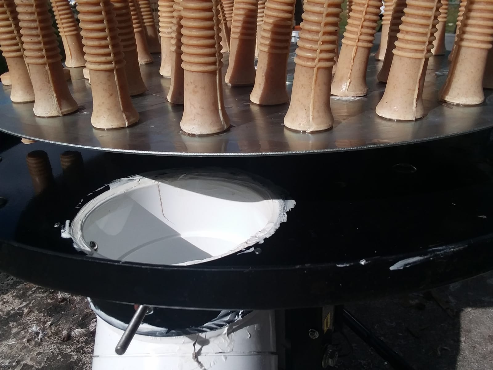 Yardbird 21833 Chicken Plucker, Stainless Steel, 1.5 HP Motor, 20-inch Drum, 110 Natural Soft Fingers, Integrated Irrigation Ring, Transport Wheels, Simple Debris Collection customer photo 1