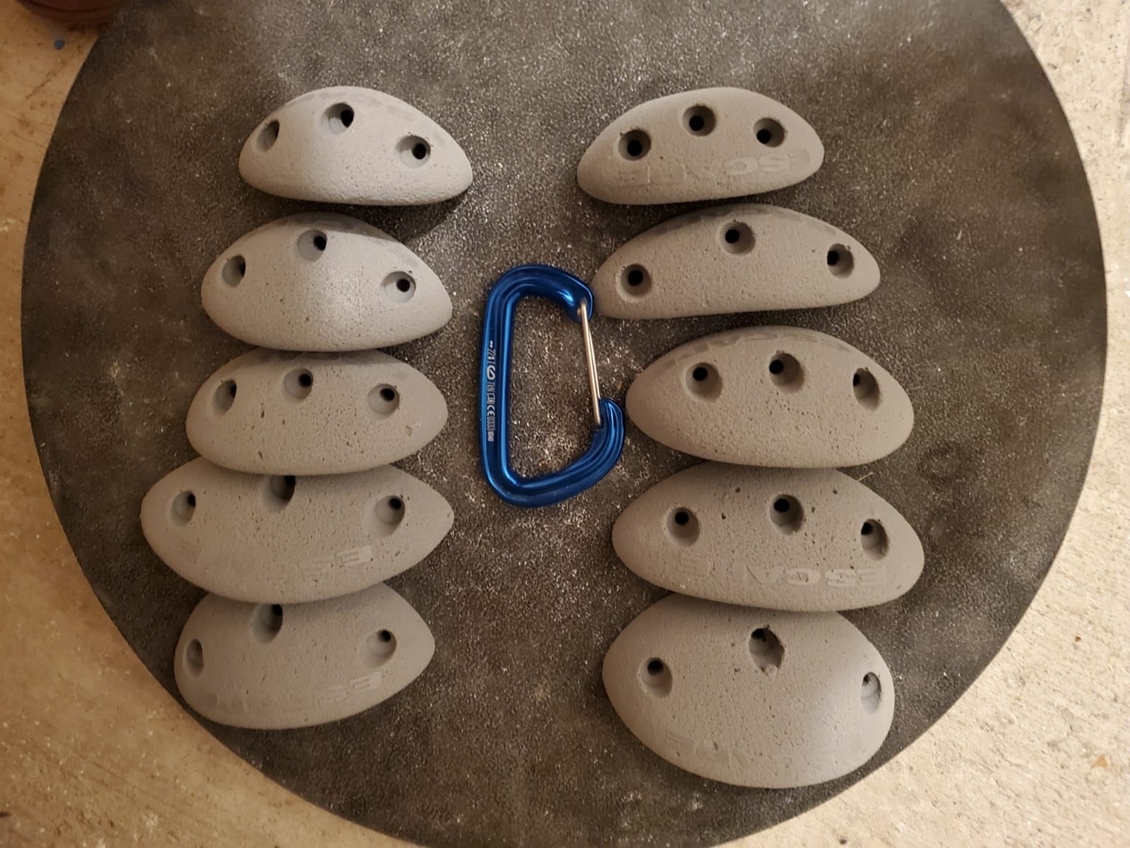 Escape Climbing 10 Screw-On Jugs | Premium Plastic Rock Climbing Holds Designed for Beginners | Ideal Holds for Kids Climbing Wall | Easy To Install | Installation Hardware Included customer photo 1