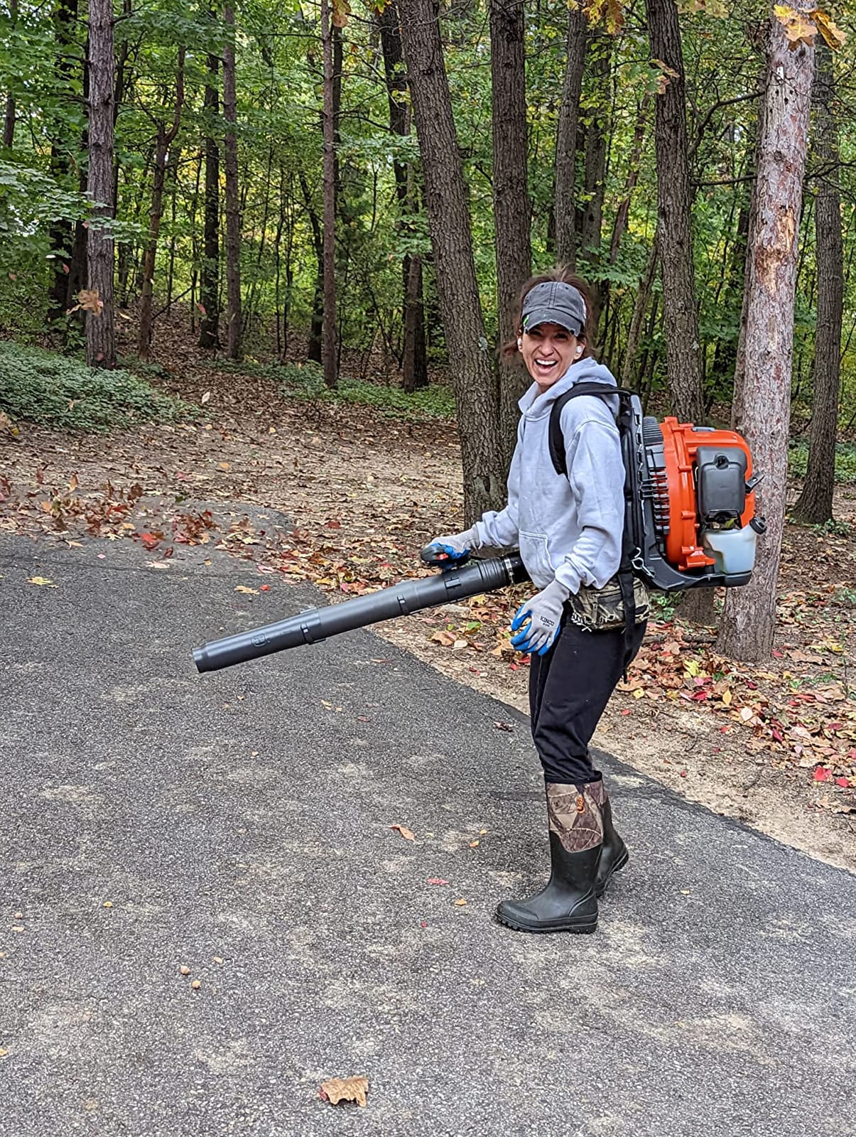 Husqvarna 360BT Gas Backpack Leaf Blower, 65.6-cc 3.81-HP 2-Cycle Backpack Leaf Blower with 890-CFM, 232-MPH, 30-N Powerful Clearing Performance and Load-Reducing Harness customer photo 1