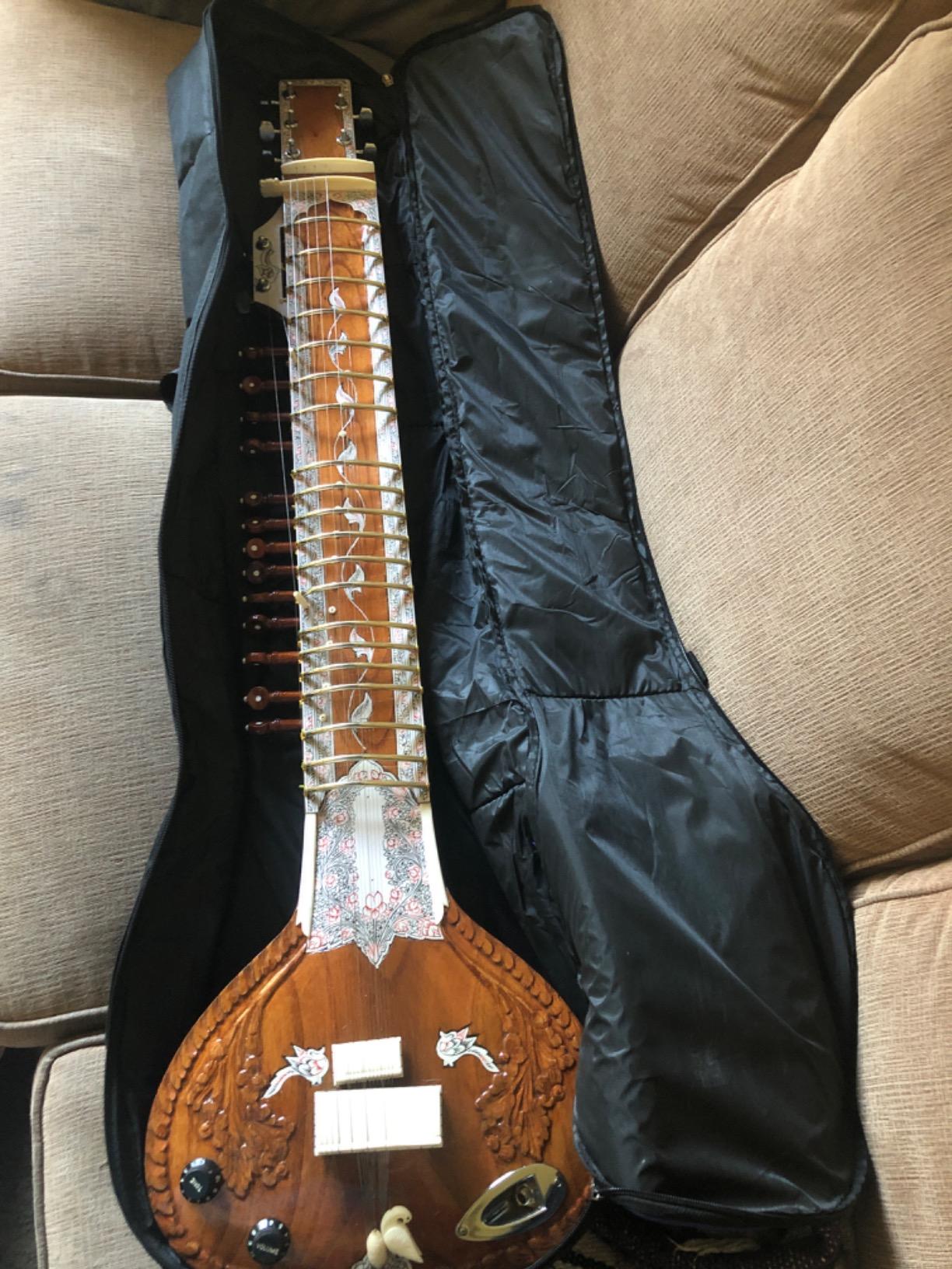 INDIAN HANDMADE ~ ELECTRIC SITAR SHRI RAVI SHANKAR STYLE DESIGNER TUN WOOD FREE STRING & MIZRAB customer photo 1