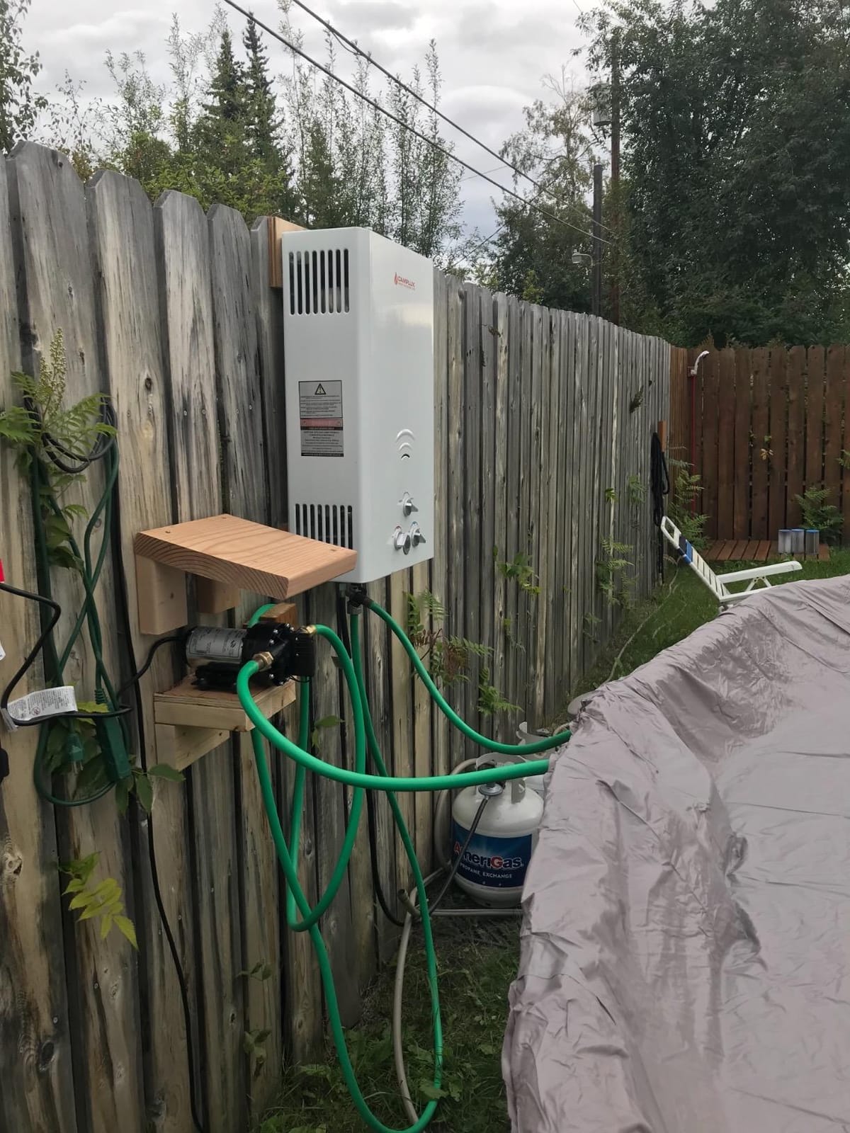 CAMPLUX Outdoor Tankless Water Heater Propane, 4.22 GPM Propane Tankless Water Heater, 16L Outdoor Water Heater for Camping, Remote Cabins, Tiny House & Mobile Home, 110,000 BTU, BW422 customer photo 1