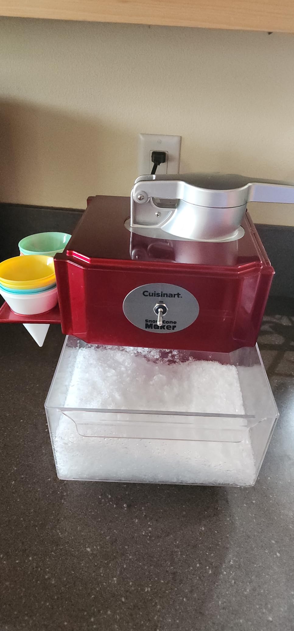 Cuisinart Snow Cone Machine, 90W Motor & Interlock Safety, 4 Reusable Cones customer photo 1