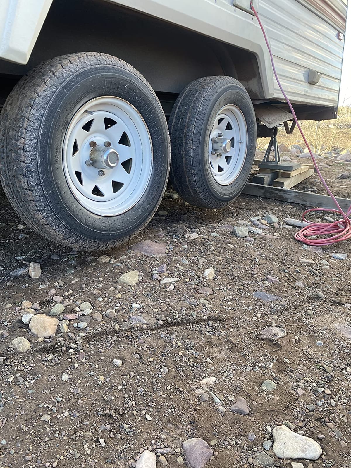 Free Country Grand Ride Set 4 Trailer Tires ST205/75R15 205 75 15 8-Ply Load Range D Steel Belted Radial w/Featured Side Scuff Guard customer photo 1