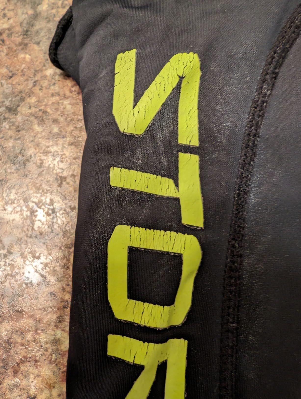 Storelli BodyShield Leg Guards, Premium Compression Shin Guard Sleeves for Soccer Players, UV-Resistant, Unisex, 1 Pair customer photo 1