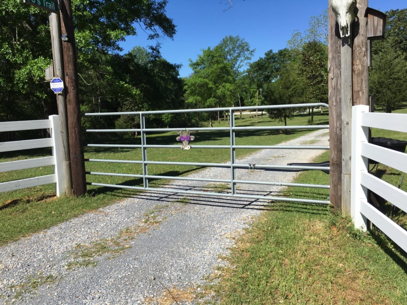 Ghost Controls Heavy-Duty Automatic Gate Opener Kit for Swing Gates with Long-Range Gate Opener Remote - Model TSS1 customer photo 2