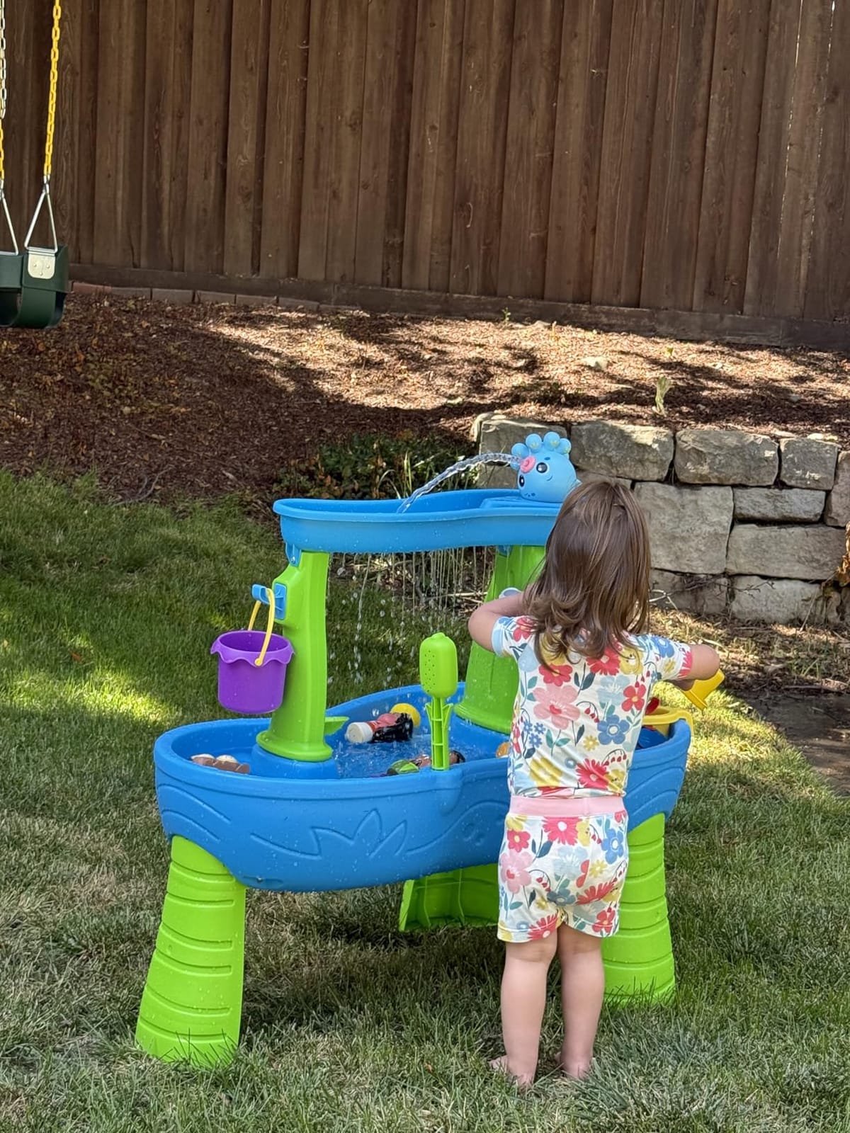 Step2 Rain Showers Splash Pond Toddler Water Table, Outdoor Kids Water Sensory Table, Ages 18+ Months, 13 Piece Water Toy Accessories, Blue & Green customer photo 1