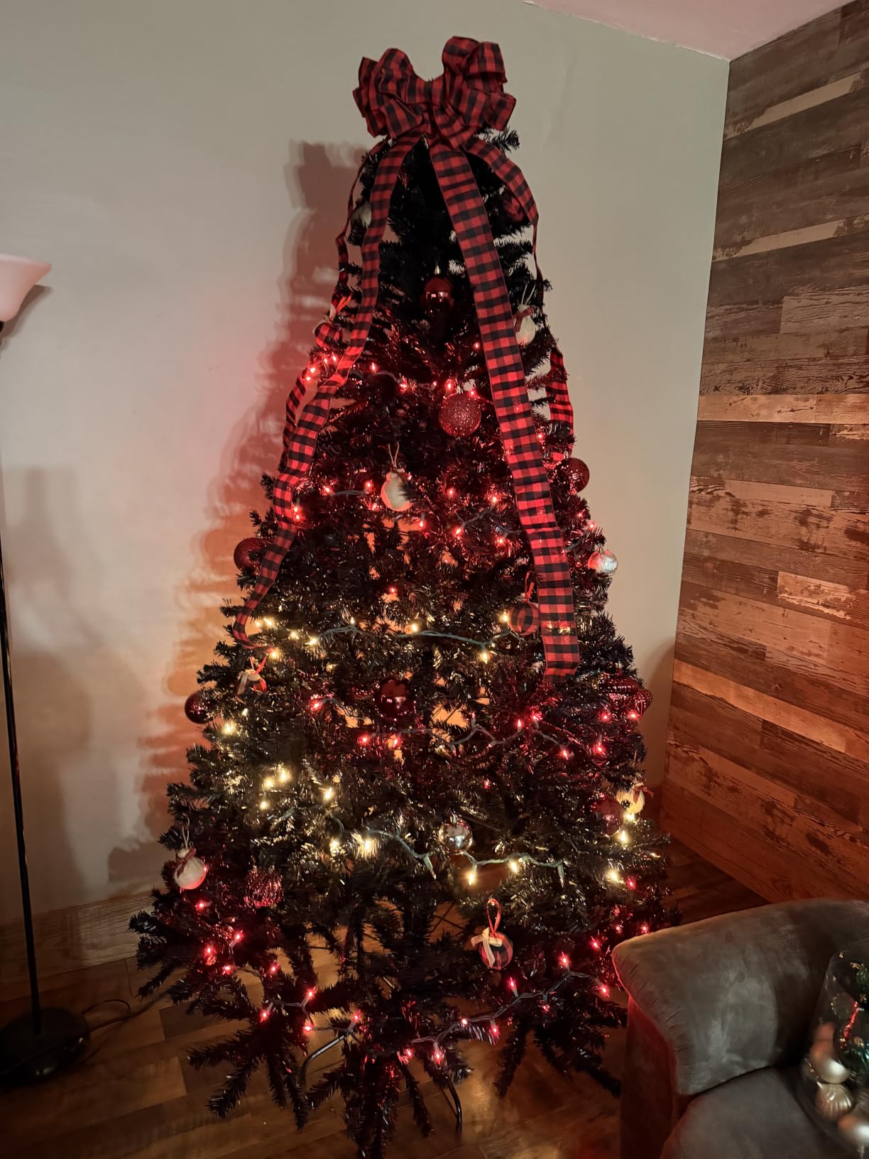 Best Choice Products Artificial Christmas Tree, 7.5ft Premium Unlit Realistic Spruce Holiday Décor w/Dense Branches, Easy Assembly, Metal Base customer photo 2