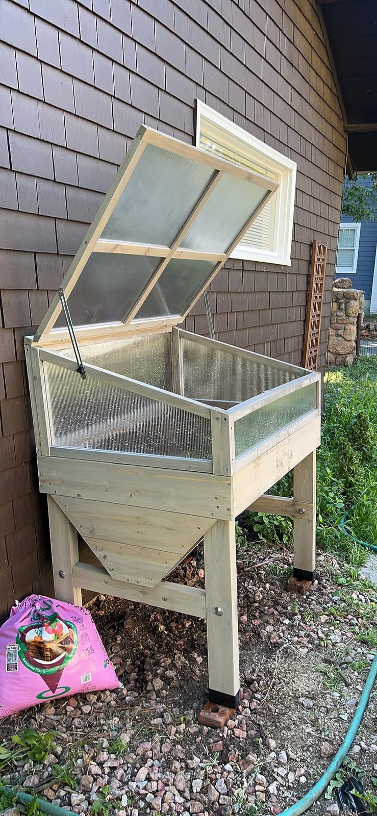 VegTrug Classic Cold Frame, Durable and Spacious Wooden Frame, Ideal Gardening Accessories, Natural, 1m customer photo 1