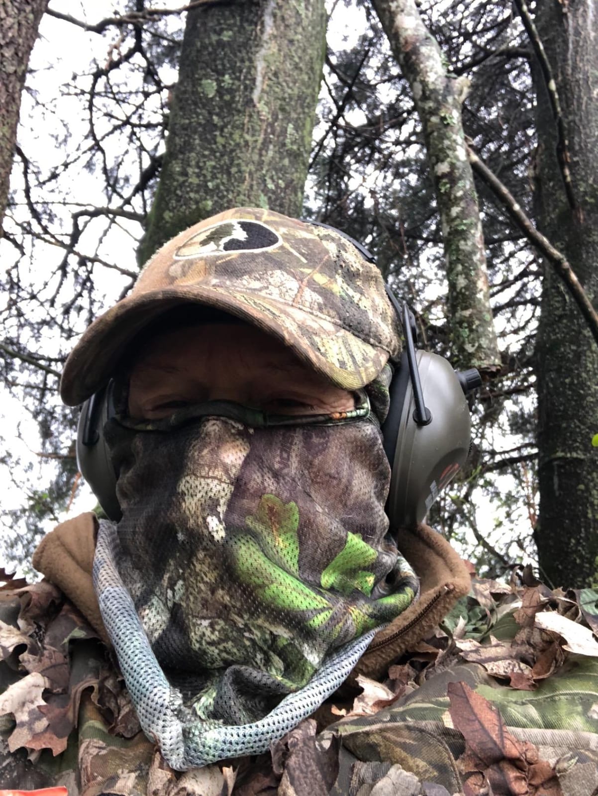 Flextone Hunting Lightweight Ultra Realistic Lifelike Plastic Outdoor Thunder Jake Turkey Decoy - Brown customer photo 2