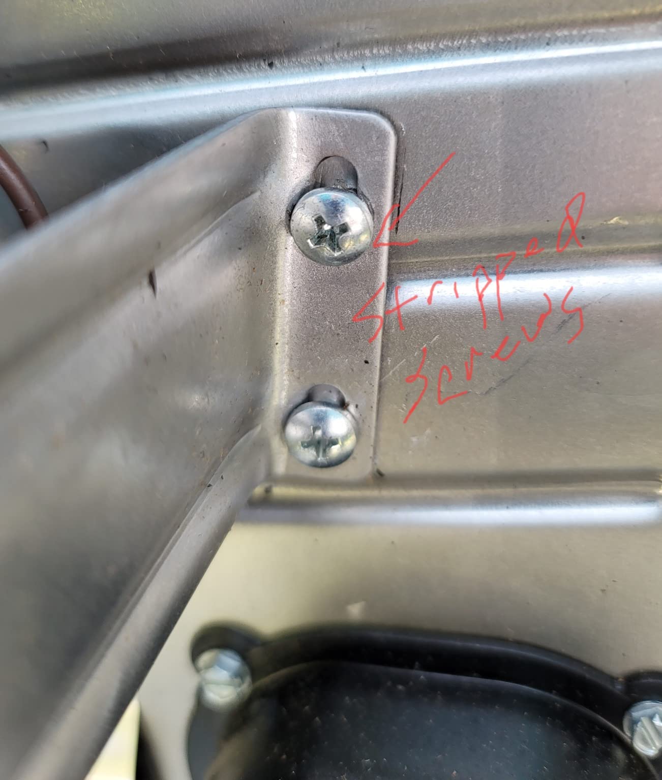 Suburban SW6DE 6-Gallon RV Water Heater, DSI & Electric (5239A) customer photo 2