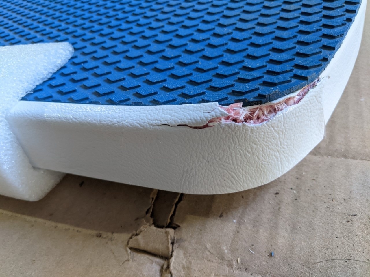 S.R. Smith 66-209-578S2B Diving Board, 8-Foot, Radiant White with Blue TrueTread customer photo 1
