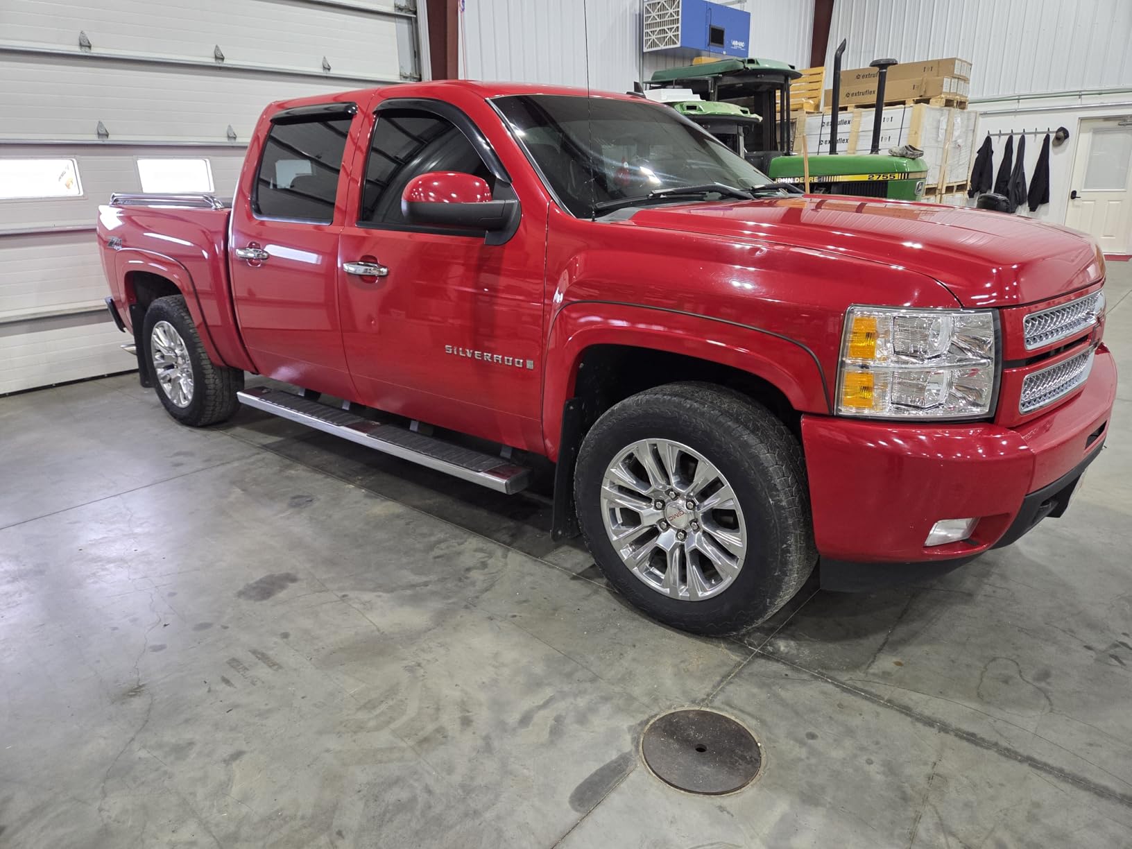 Tyger Auto Fender Flare Compatible with 2007-2013 Chevy Silverado 1500 2500 3500HD (Not Fit 07 Classic) 6.5' & 8' Bed, Fine-Textured Black Paintable Factory Style 4pc | TG-FF6C4288 customer photo 1