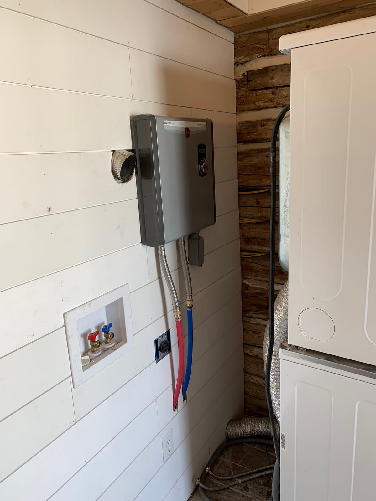 Rheem RTEX-27 240V 3 Heating Chambers Residential Tankless Water Heater customer photo 2